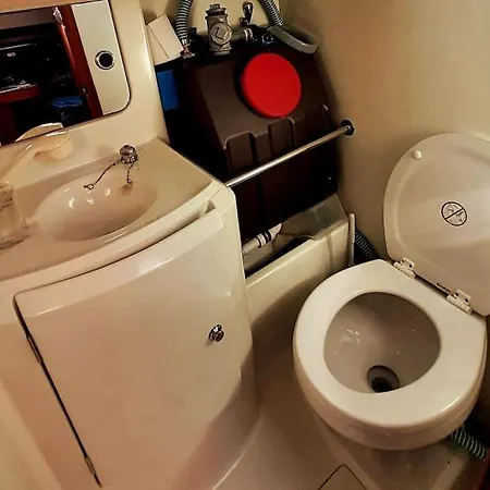 Atypique Sur Un Voilier Confortable 보트호텔 *